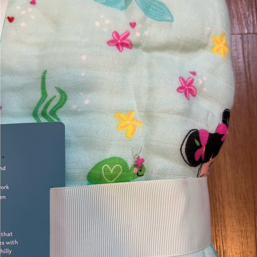 coco moon baby girl muslin quilt - Picture 2 of 5